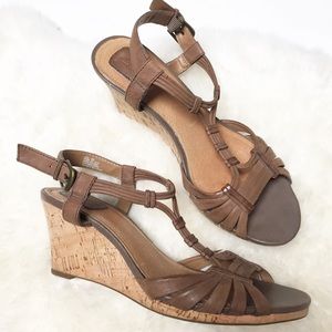Clark’s | Strappy Wedges
